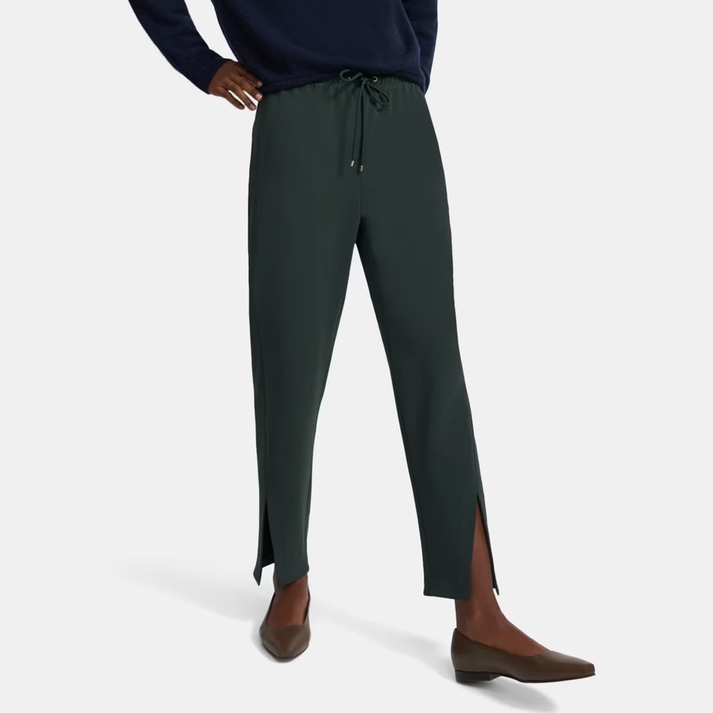 NEVER WORN Theory Slit Pull On Track Pant in Crepe